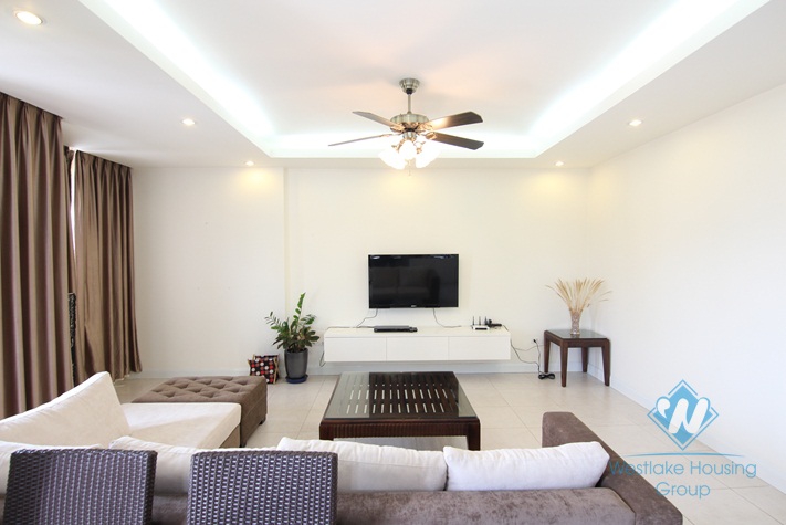 Beautiful apartment with 02 bedrooms for lease in Tay Ho.